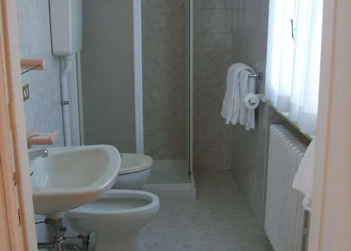 Hotel Elvezia 2*