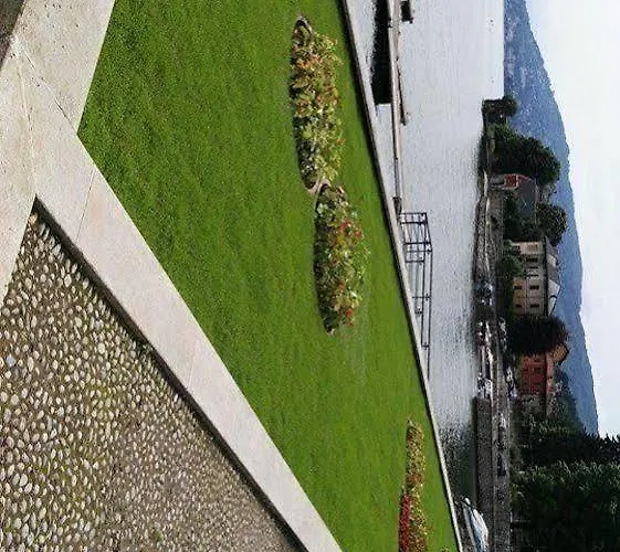 Elvezia Hotel 2*